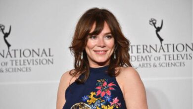 anna friel