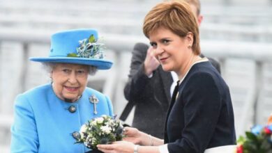 nicola elizabeth frost net worth